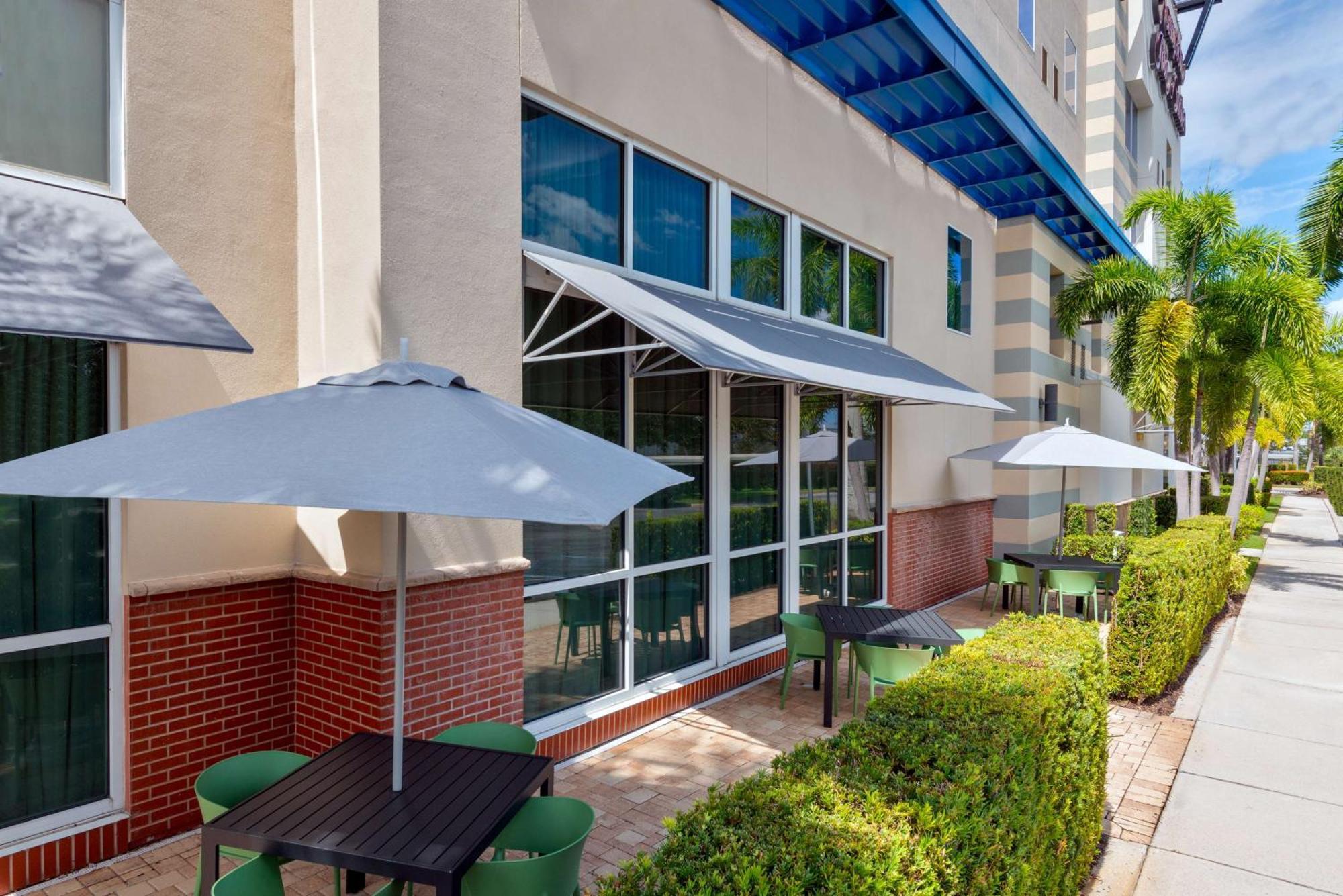 Hampton Inn And Suites Sarasota/Lakewood Ranch Desoto Lakes Exterior foto